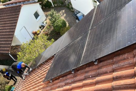 Solarpanel Montage